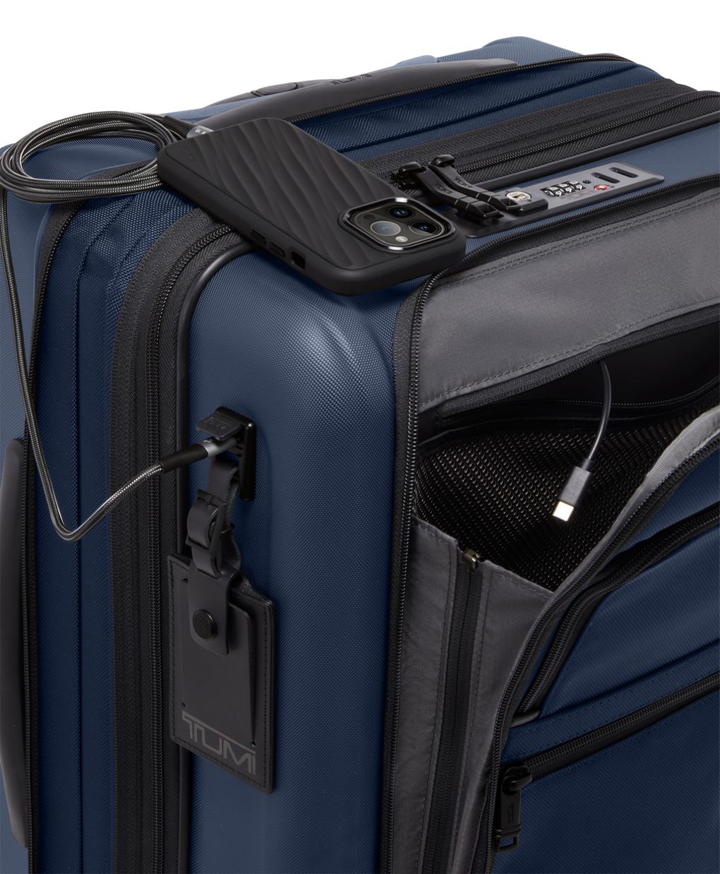 Continental Expandable 4 Wheeled Carry-On