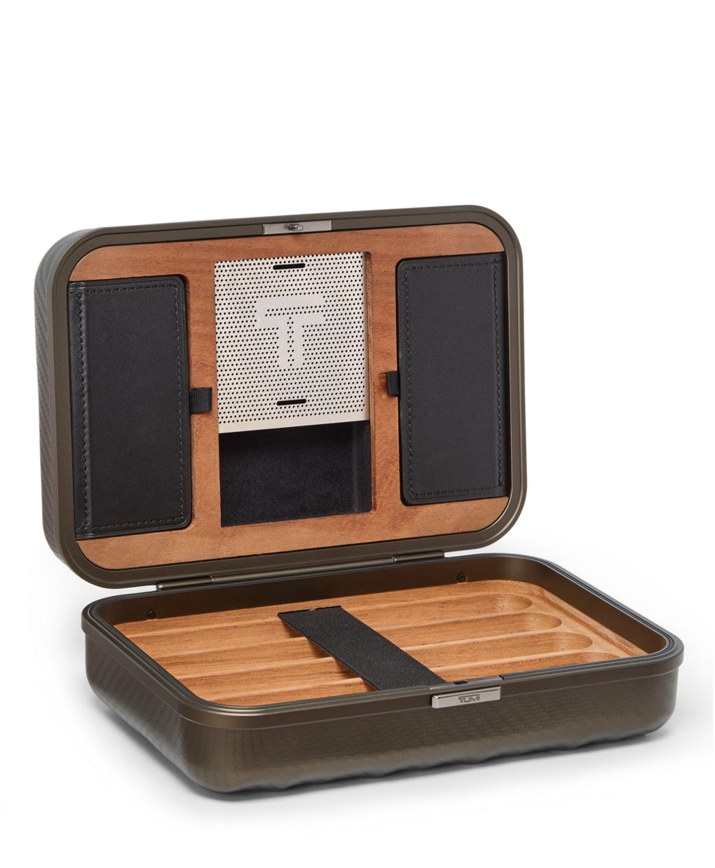 19 Degree Aluminum Cigar Case