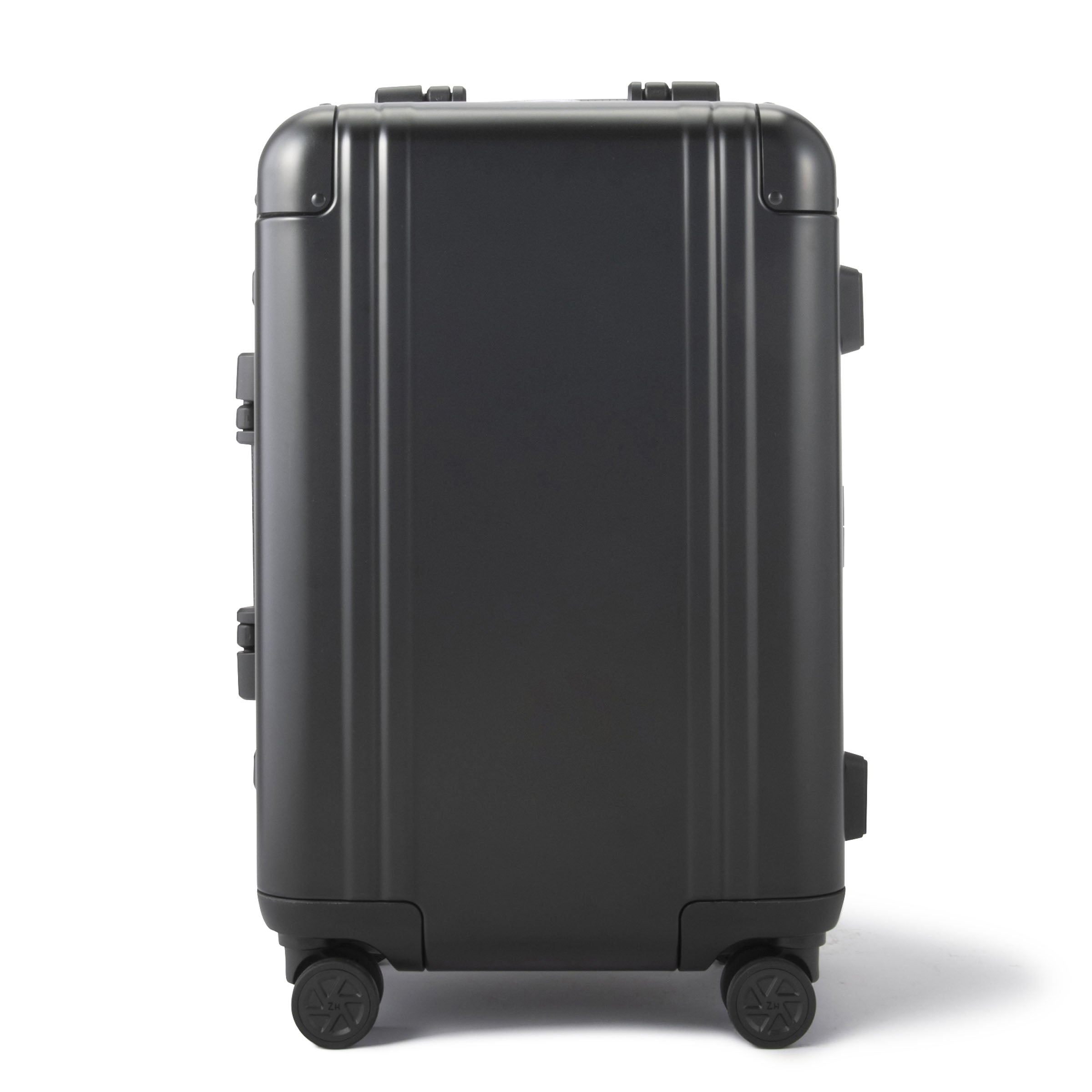 Zero Halliburton Classic Aluminum 3.0 | International Carry-on 33L
