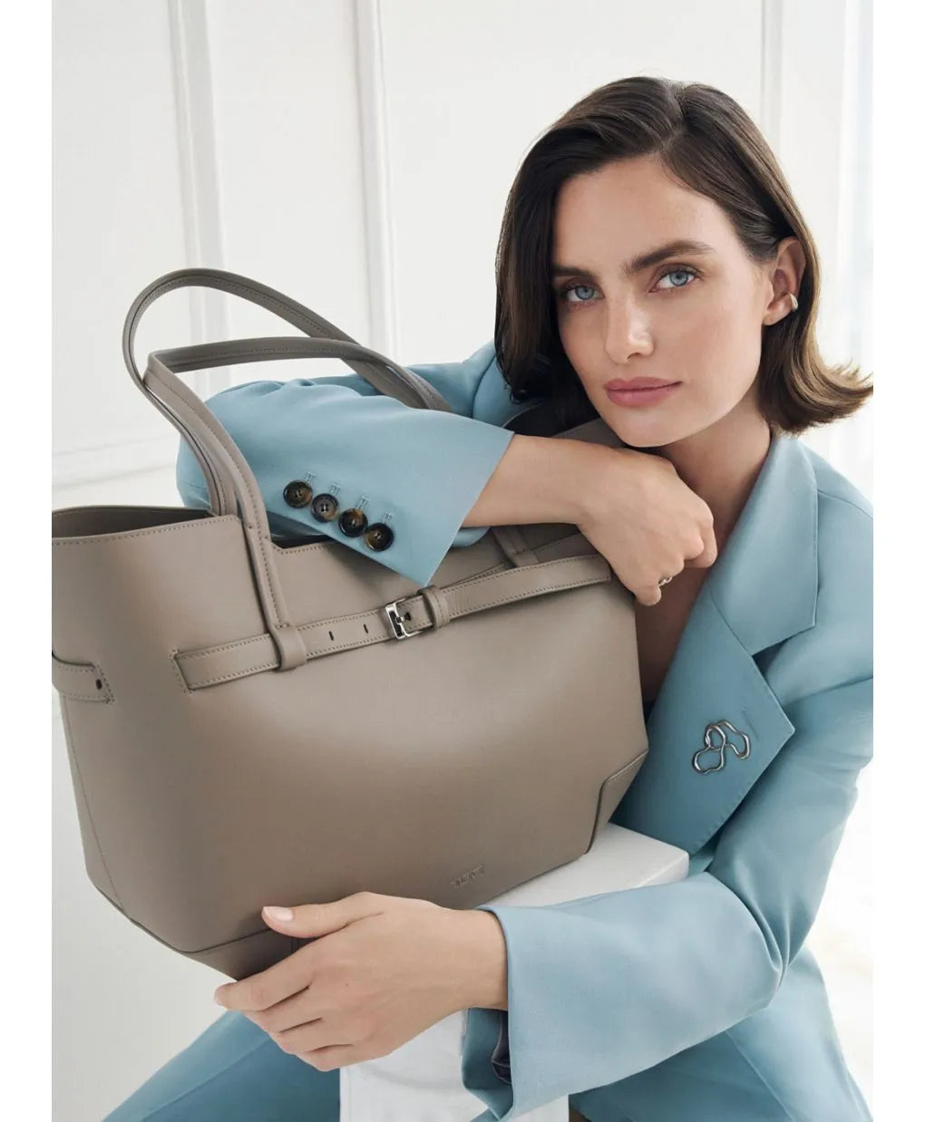 Adatto Tote