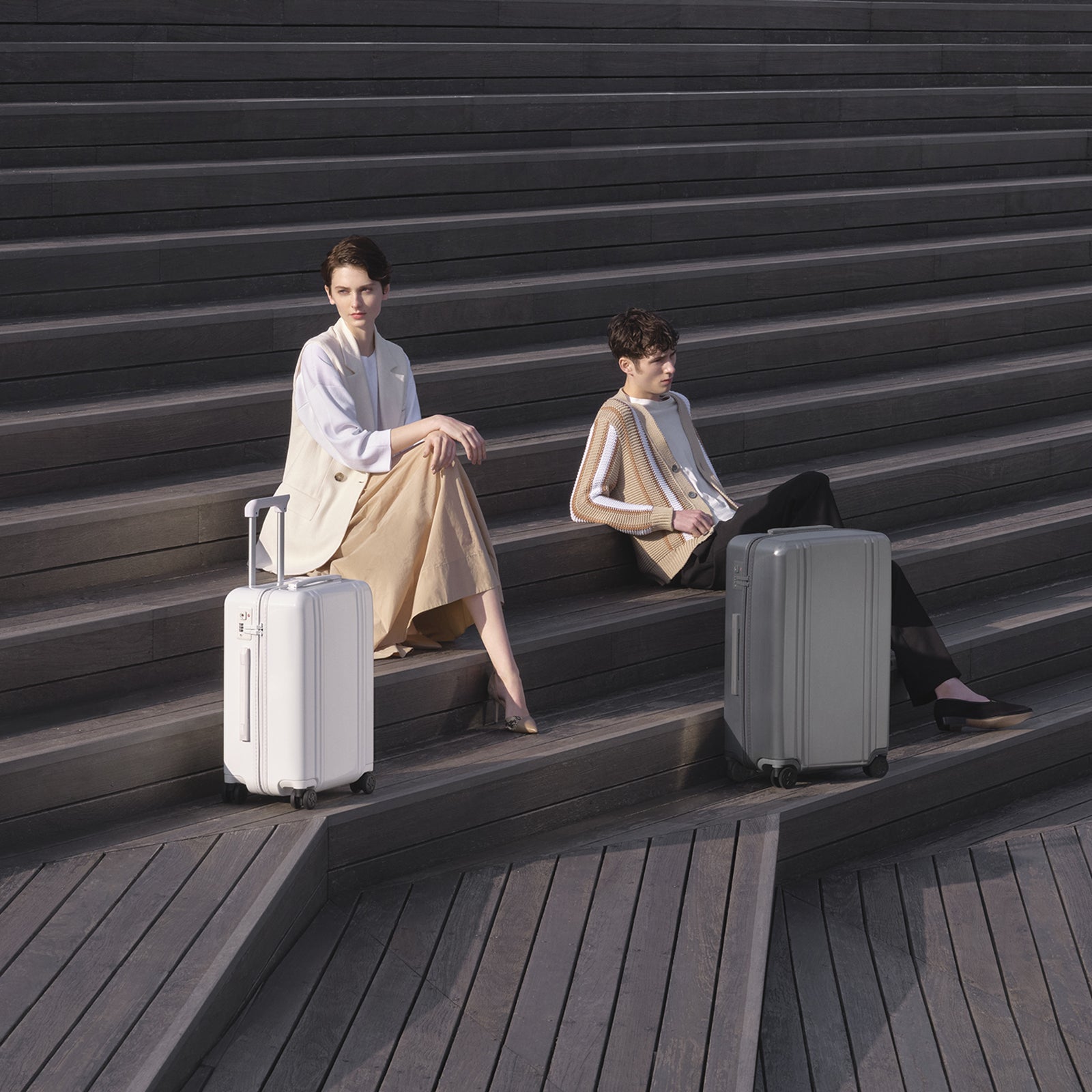 Classic Lightweight 4.0 | Medium Travel Case 60L