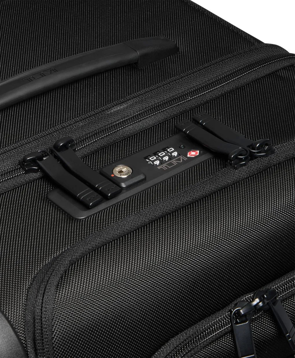 Large Dual Access Expandable Trunk