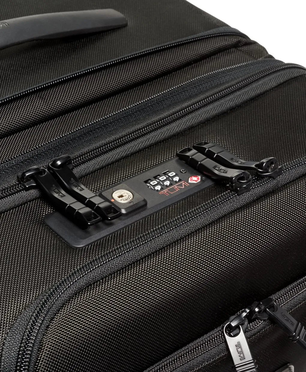 Large Dual Access Expandable Trunk
