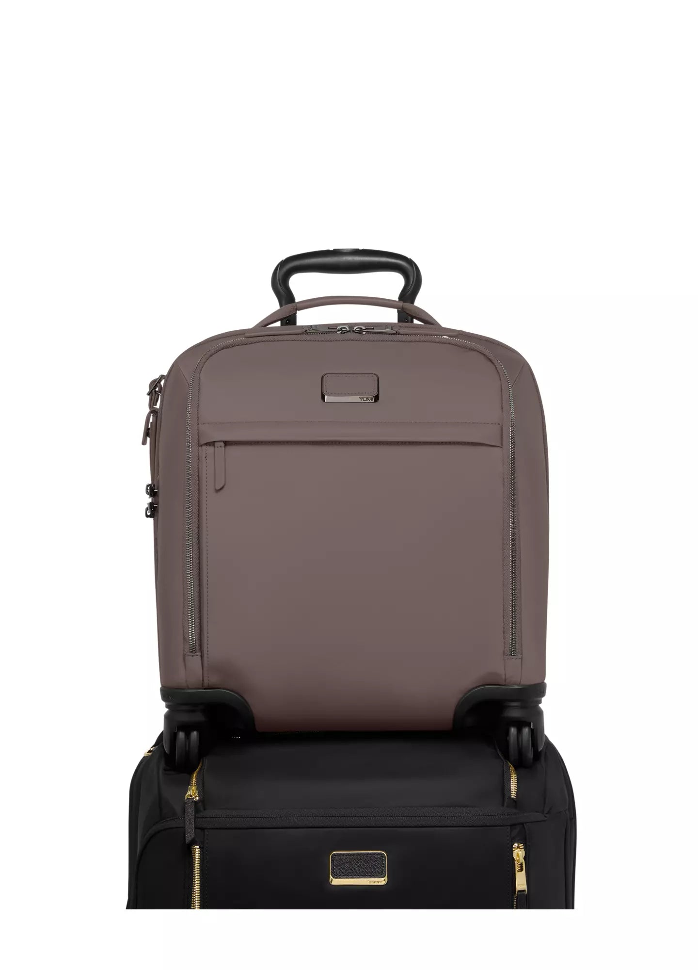 Léger Compact Carry-On
