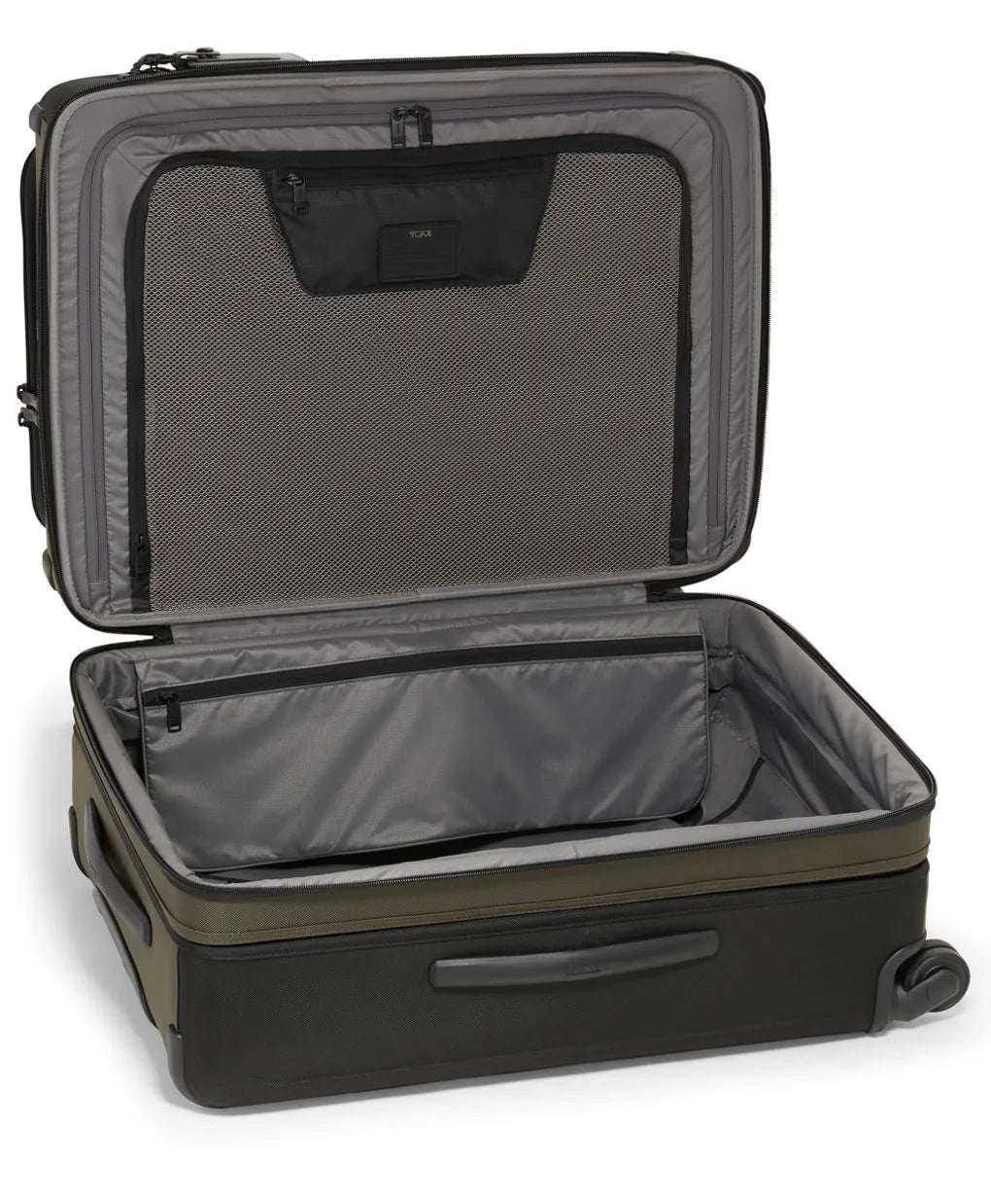 Alpha Short Trip Expandable 4 Wheeled Packing Case