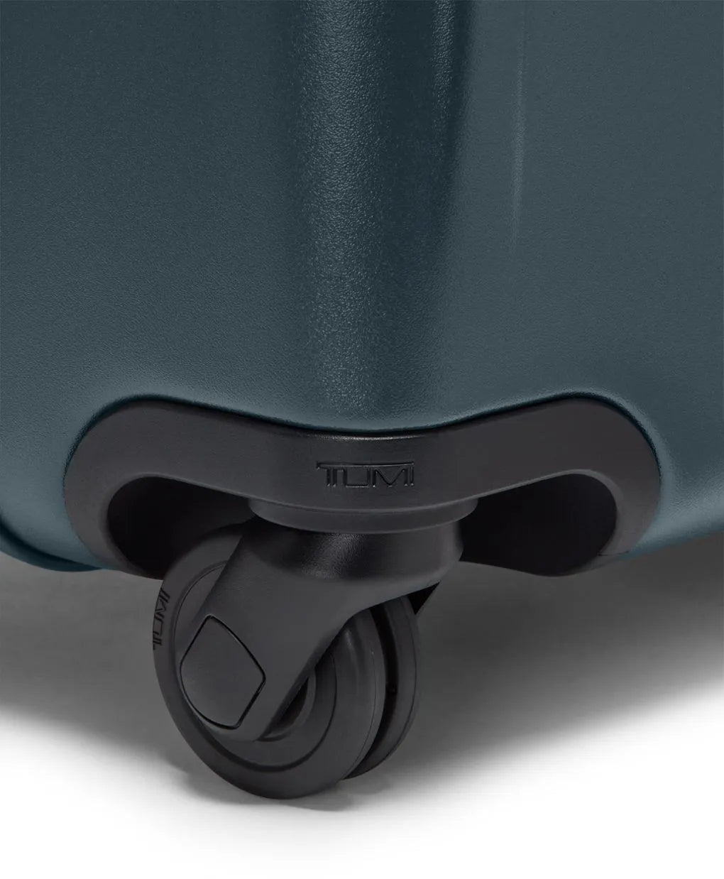 Ventra Expandable Carry-On