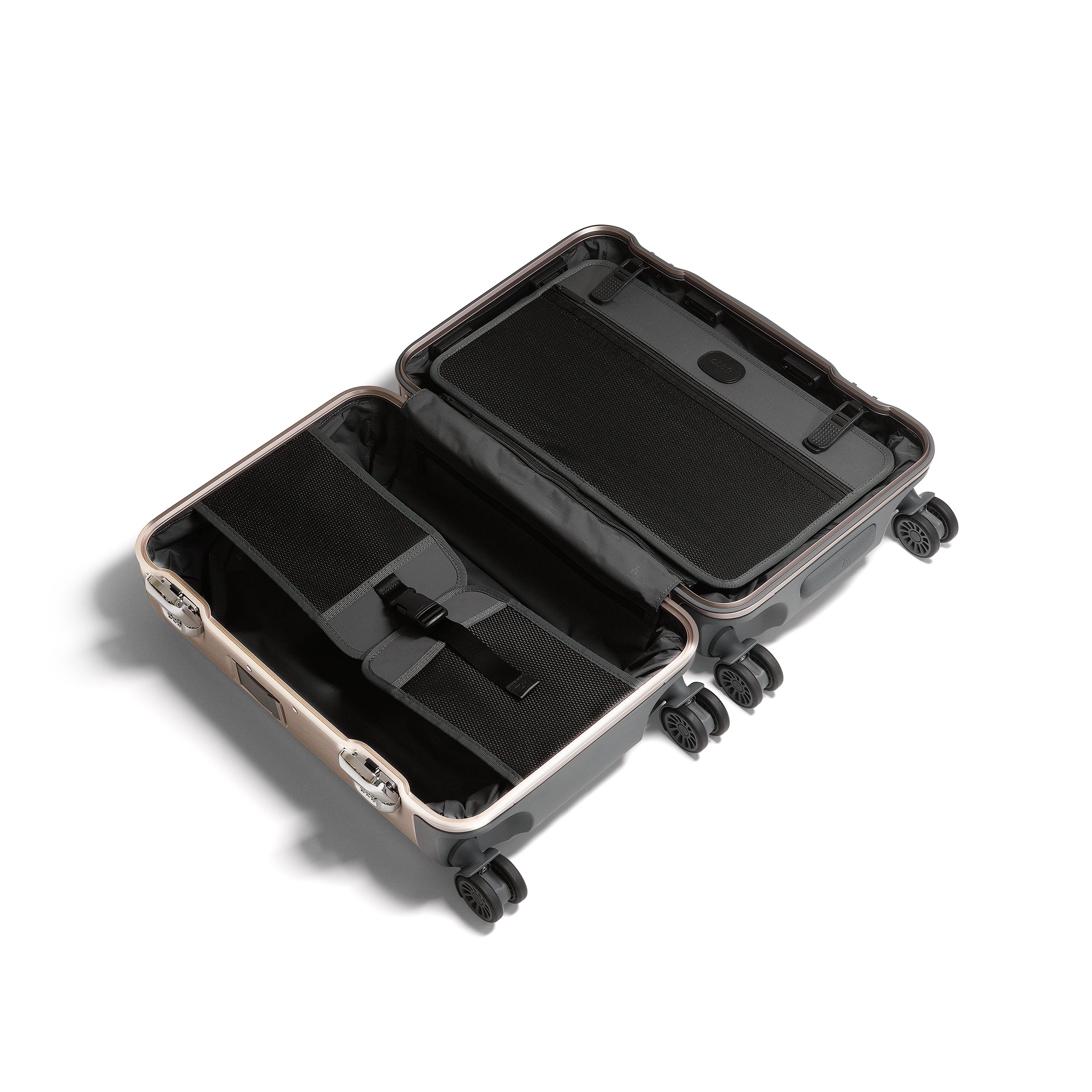 Zero Halliburton Pursuit Aluminum | International Carry-On Case