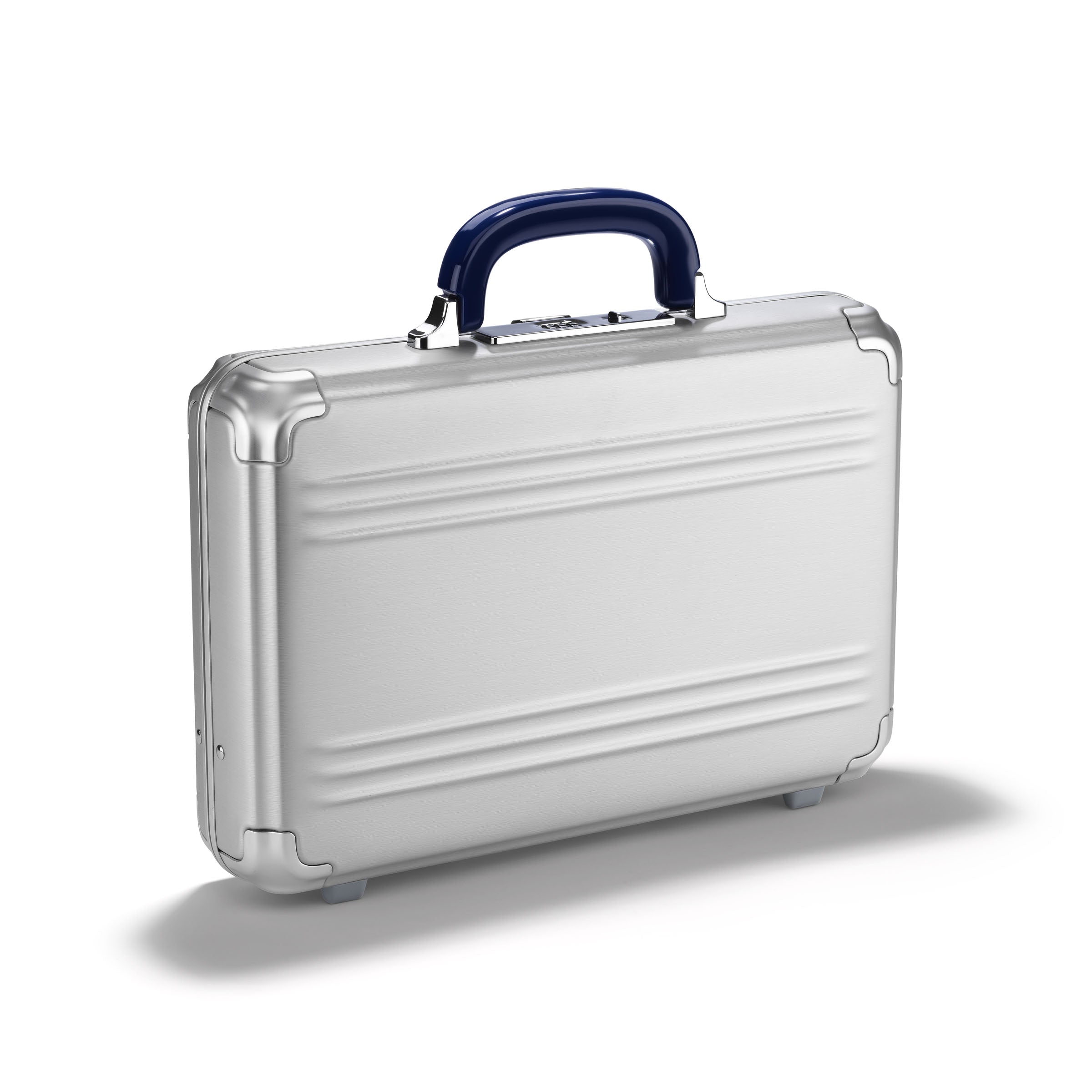 Zero Halliburton Pursuit Aluminum | Small Attaché Case