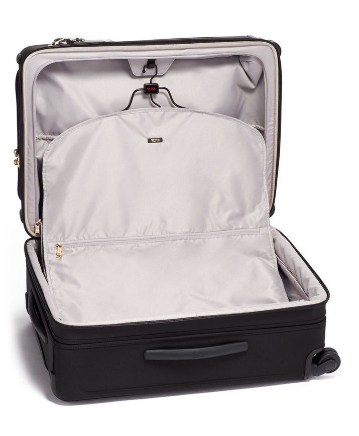 Short Trip Expandable 4 Wheeled Packing Case