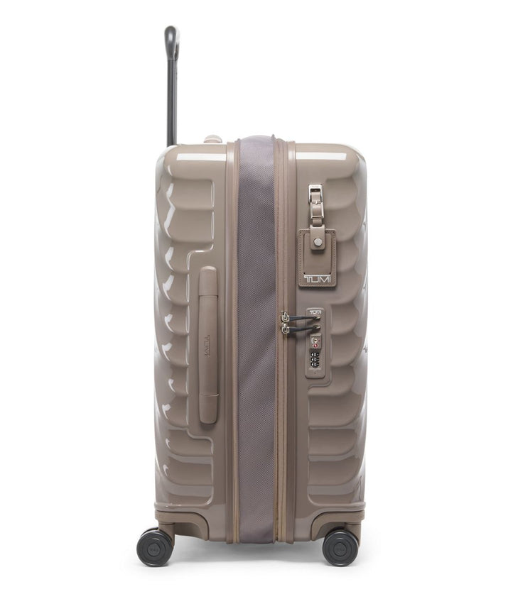 Short Trip Expandable 4 Wheeled Packing Case