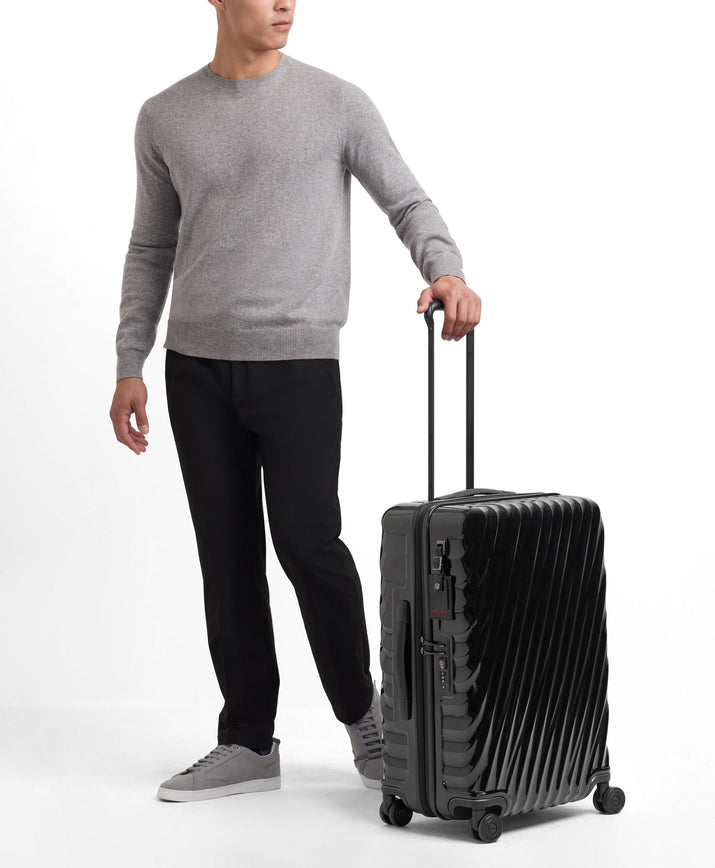 Short Trip Expandable 4 Wheeled Packing Case