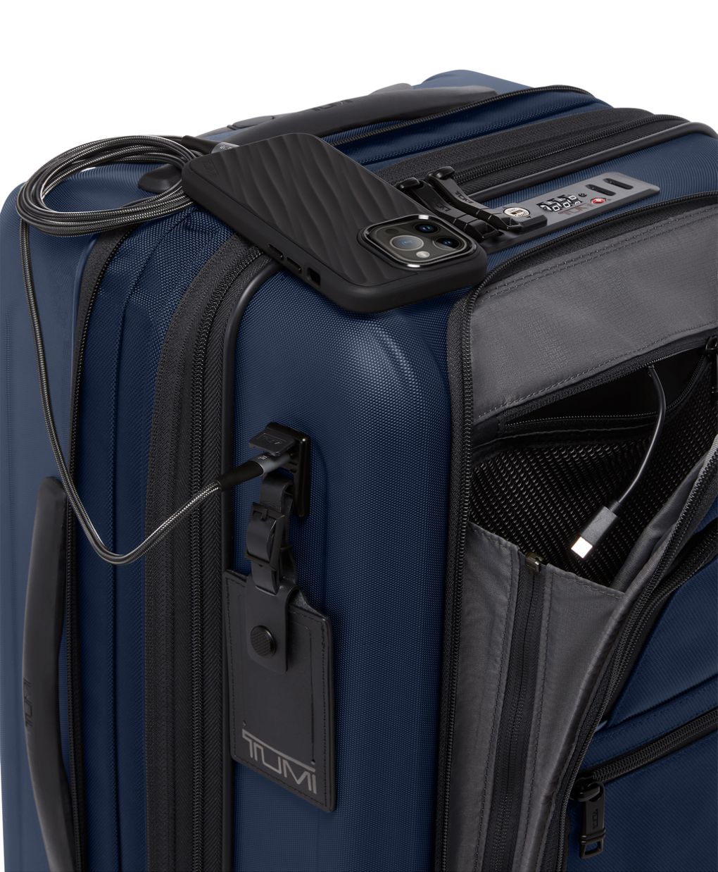 International Expandable 4 Wheeled Carry-On