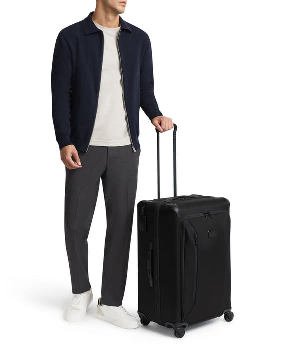 Short Trip Expandable 4 Wheeled Packing Case