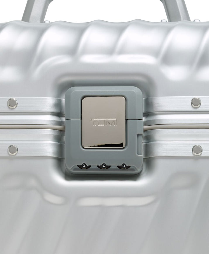 Train Case