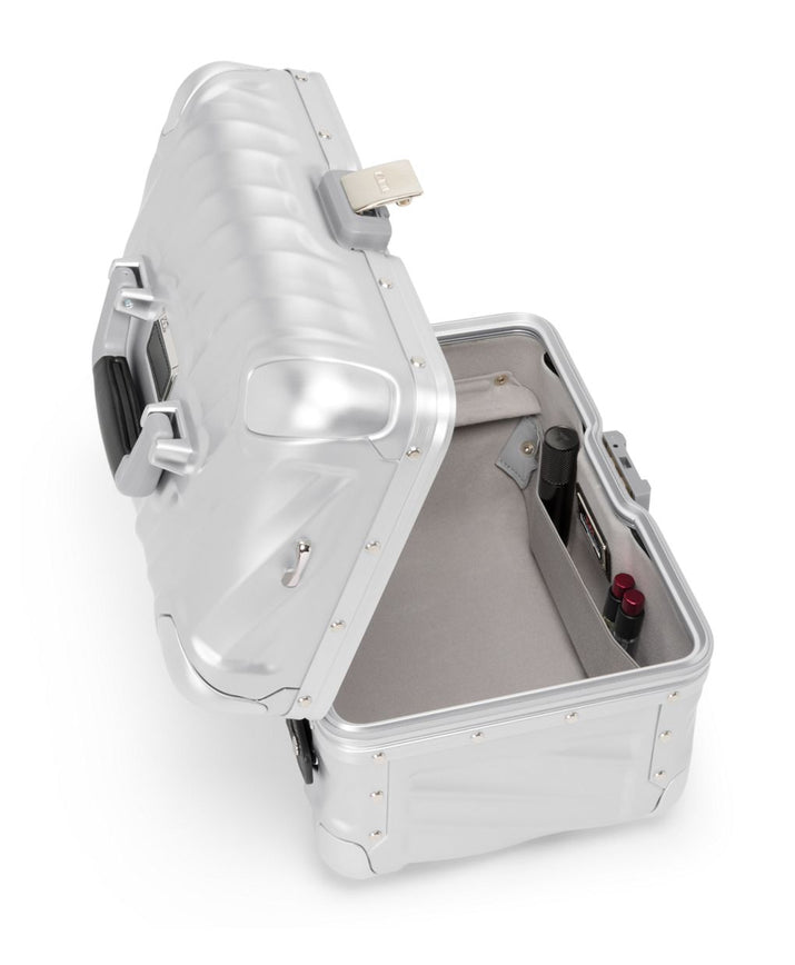 Train Case