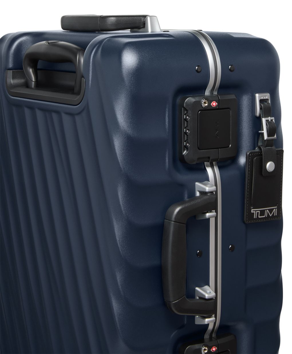 International 4 Wheeled Carry-On