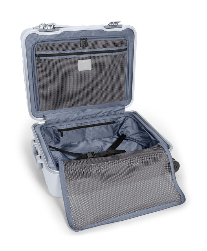 Continental 4 Wheeled Carry-On