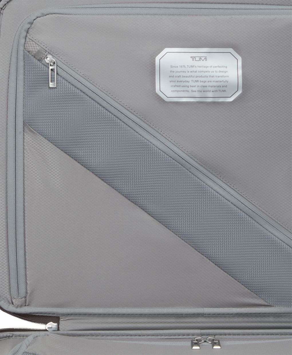 Continental 4 Wheeled Carry-On