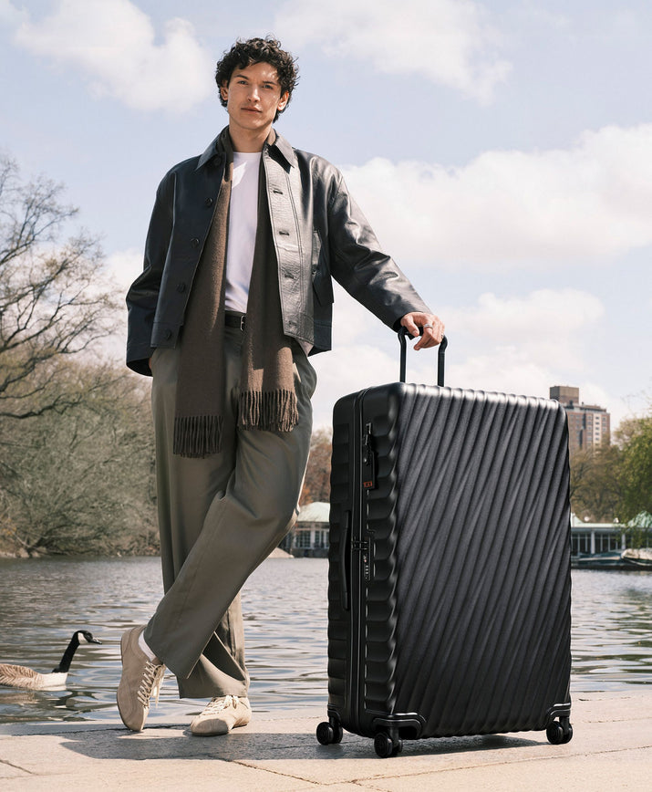 Worldwide Trip 4 Wheeled Packing Case