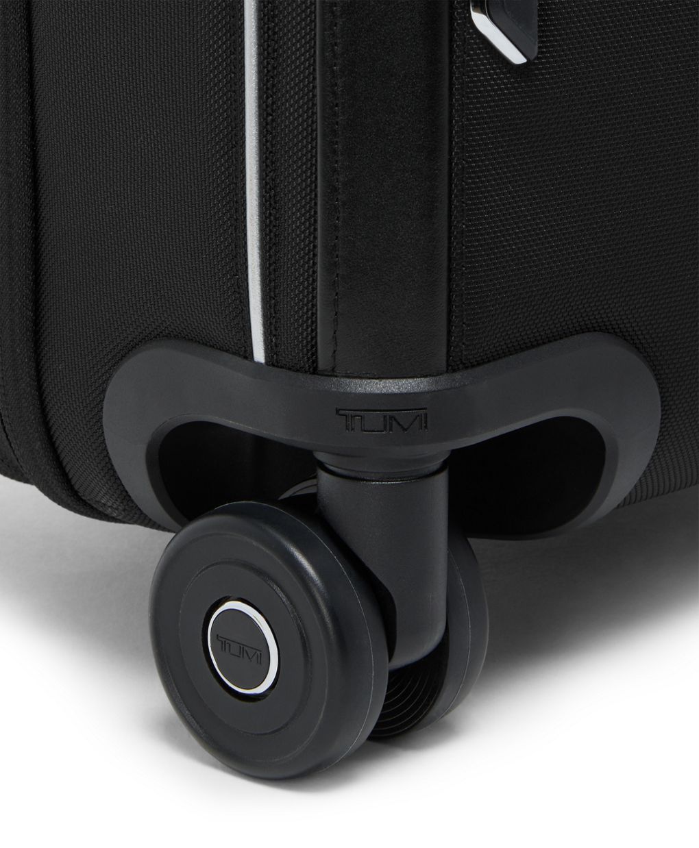 International Dual Access 4 Wheeled Carry-On