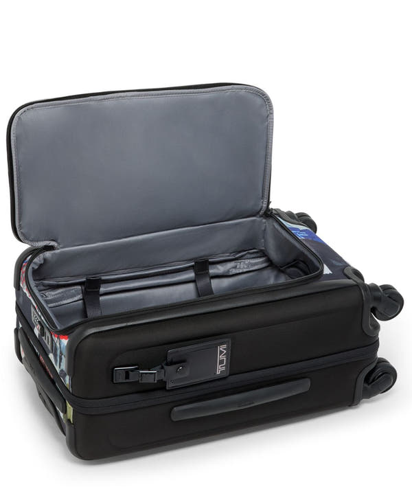 International Expandable Front Lid 4 Wheeled Carry-On