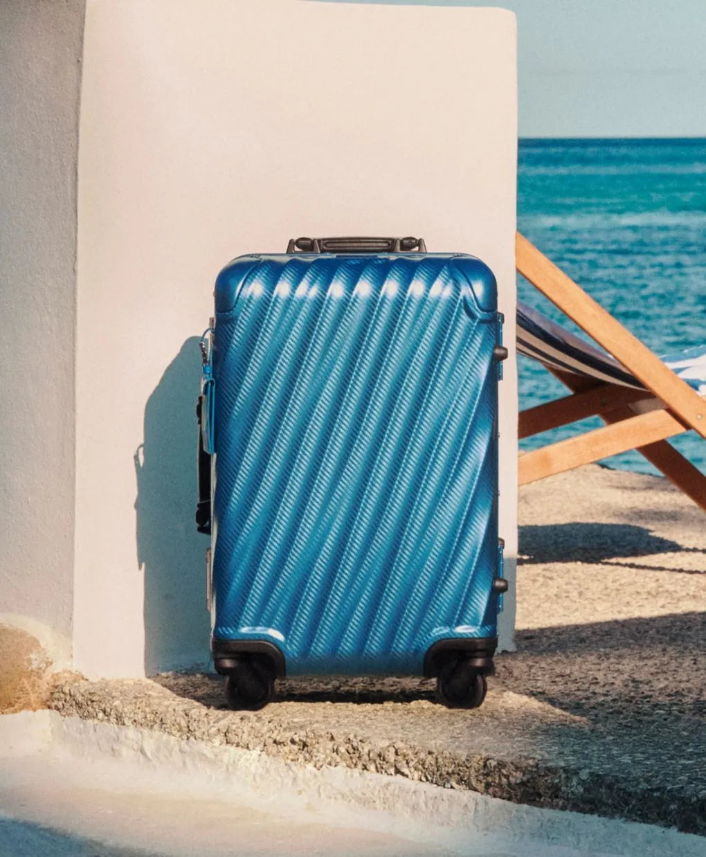 19 Degree Aluminum Carry-On