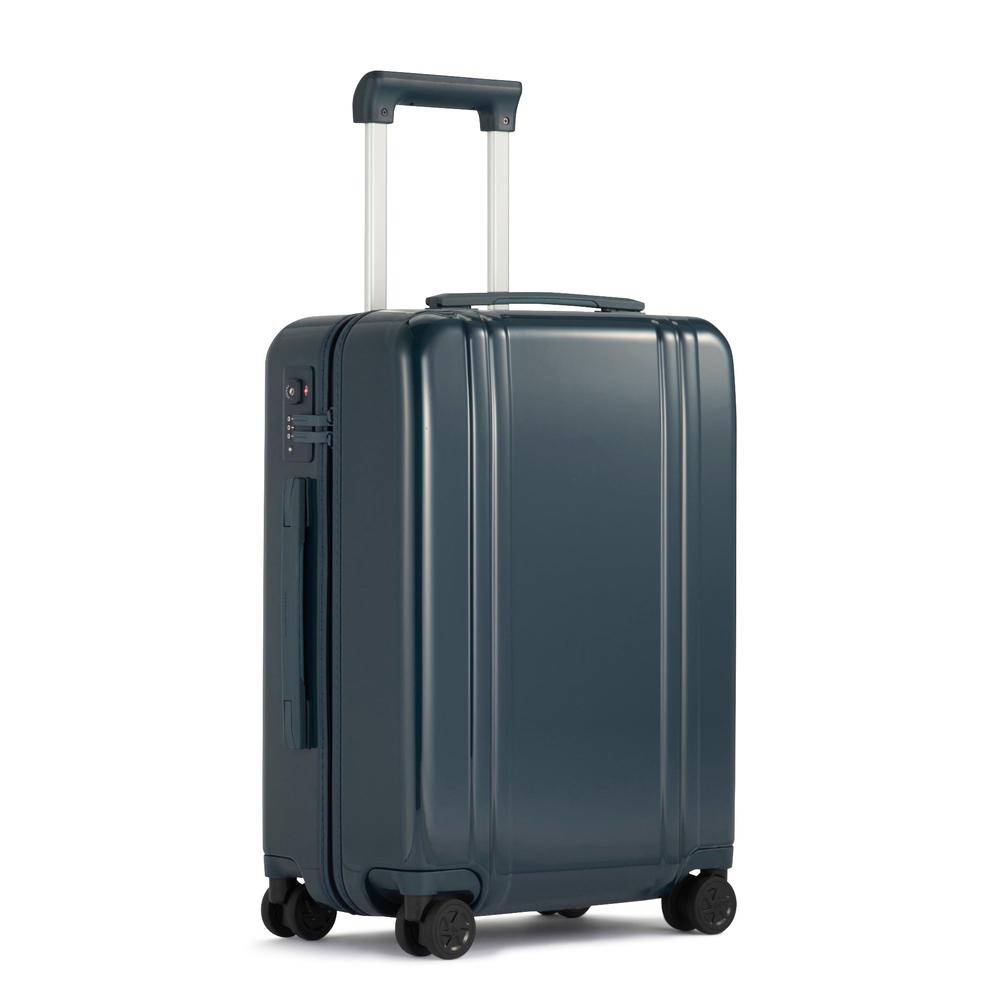 Zero Halliburton Classic Lightweight 4.0 |  Continental Carry-On 37L