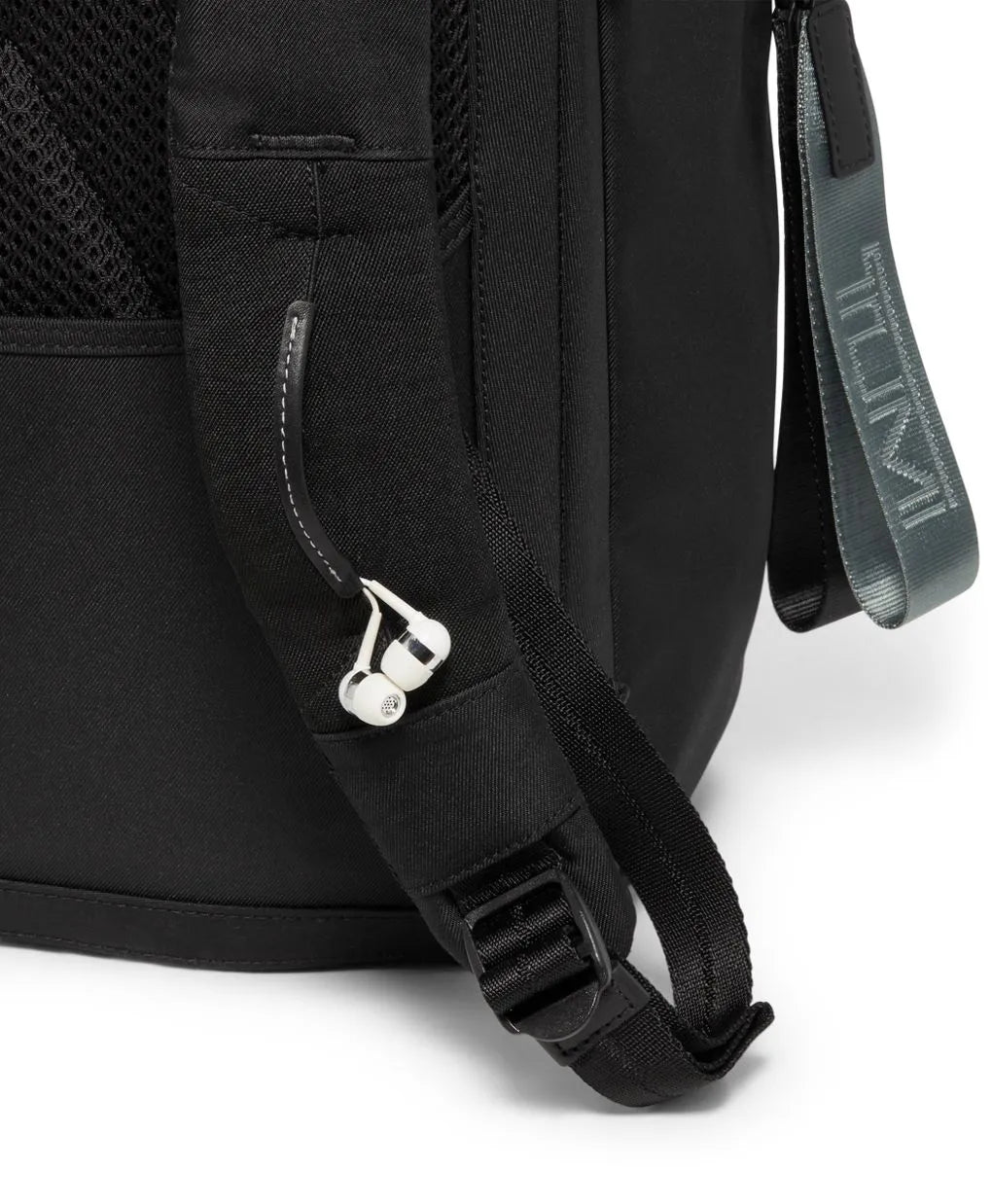 Finch Backpack