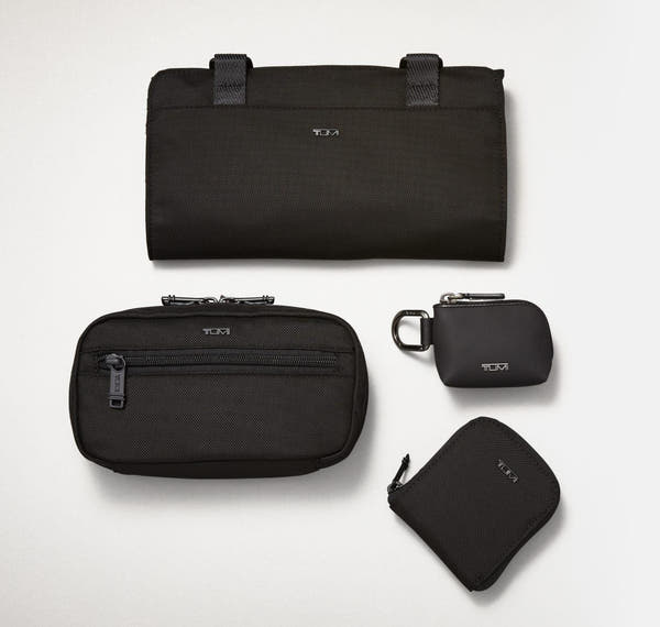 Léger Compact Carry-On