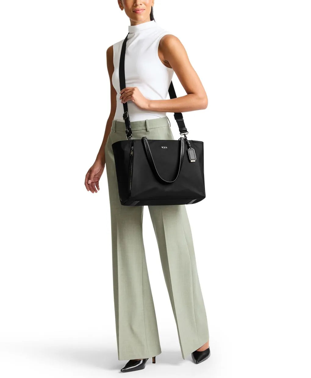 Voyageur Valetta Medium Tote