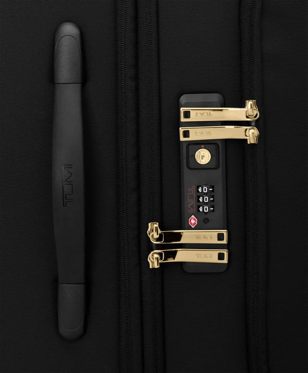 Voyageur Léger Medium Dual Access Expandable Checked