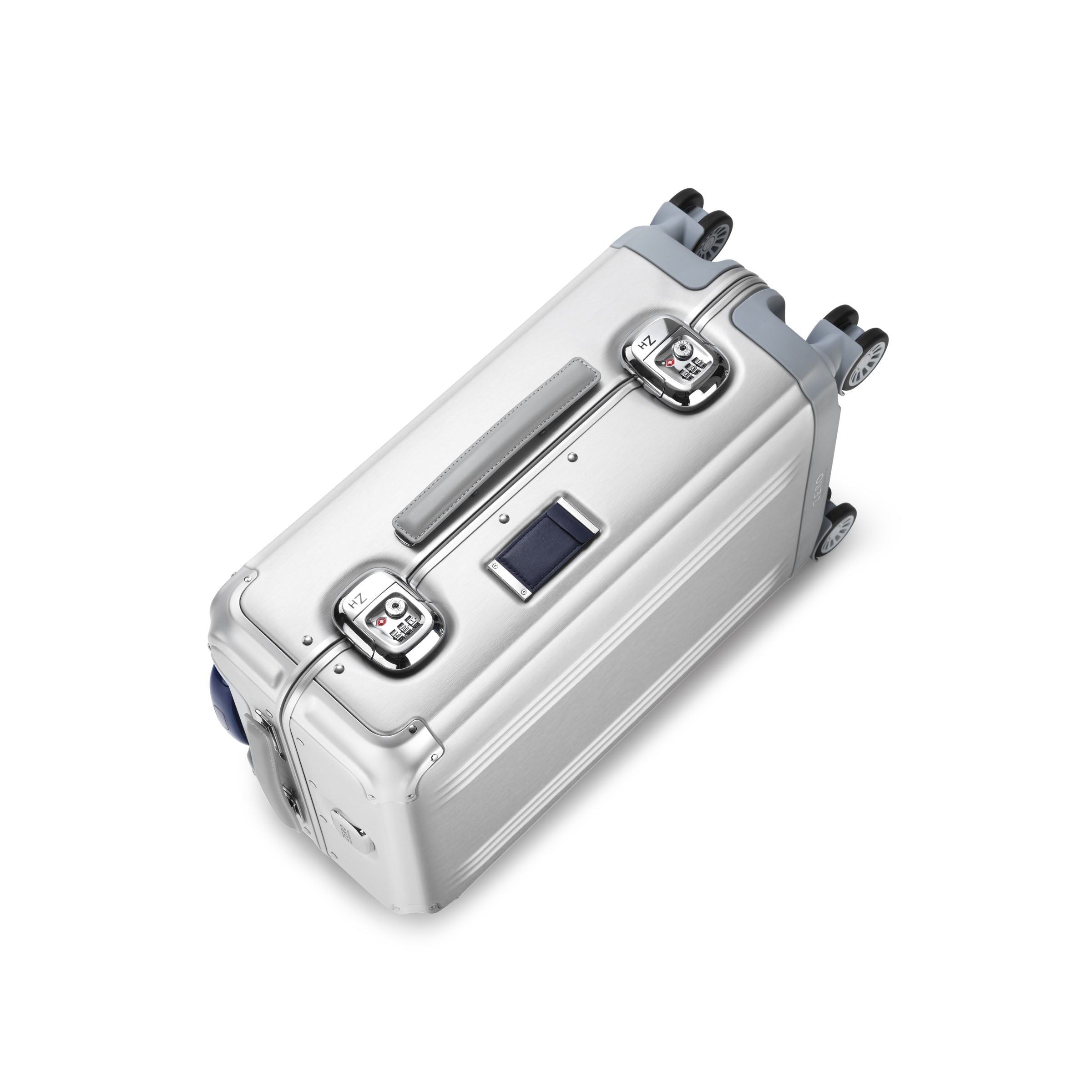 Zero Halliburton Pursuit Aluminum | International Carry-On Case