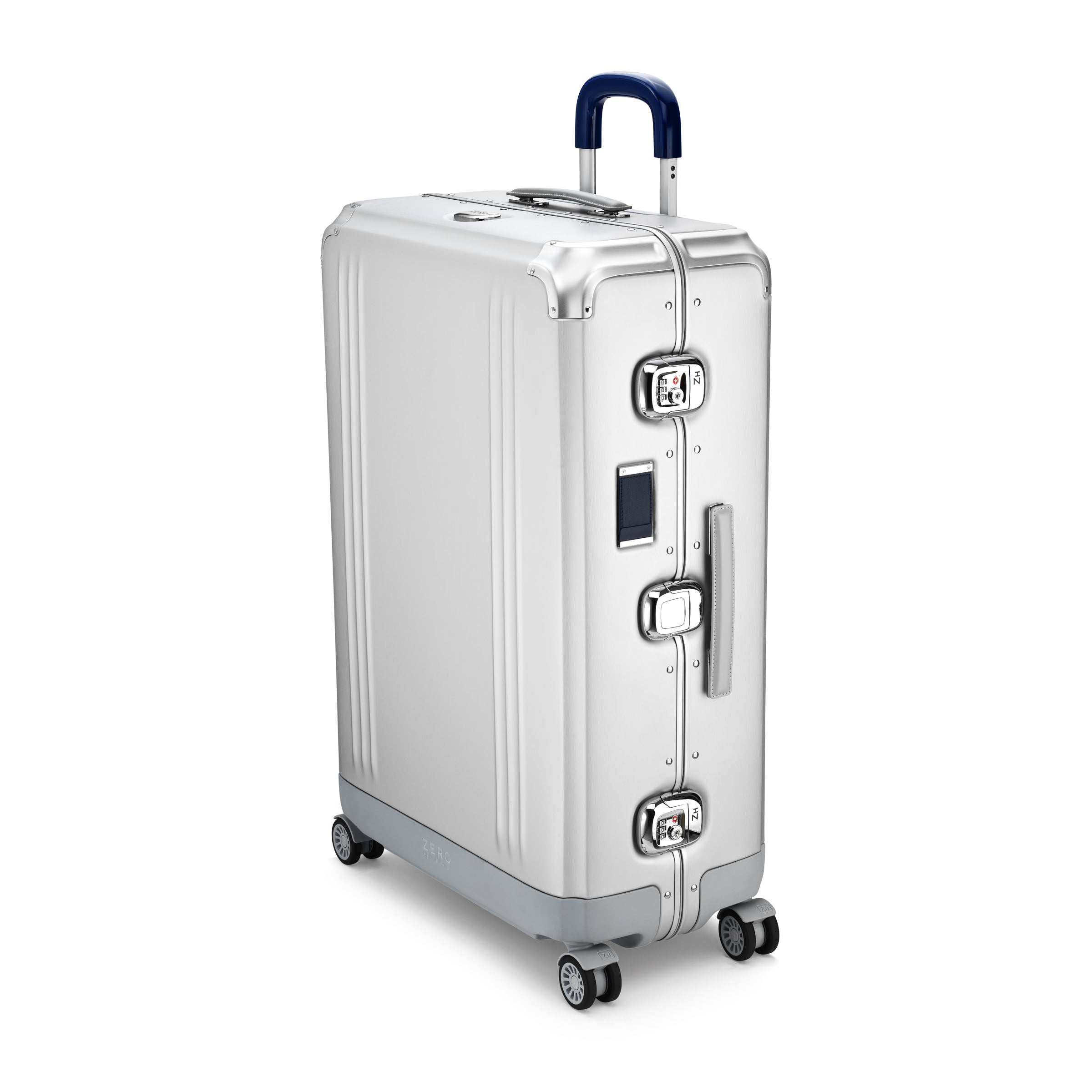 Zero Halliburton Pursuit Aluminum | Large Travel Case